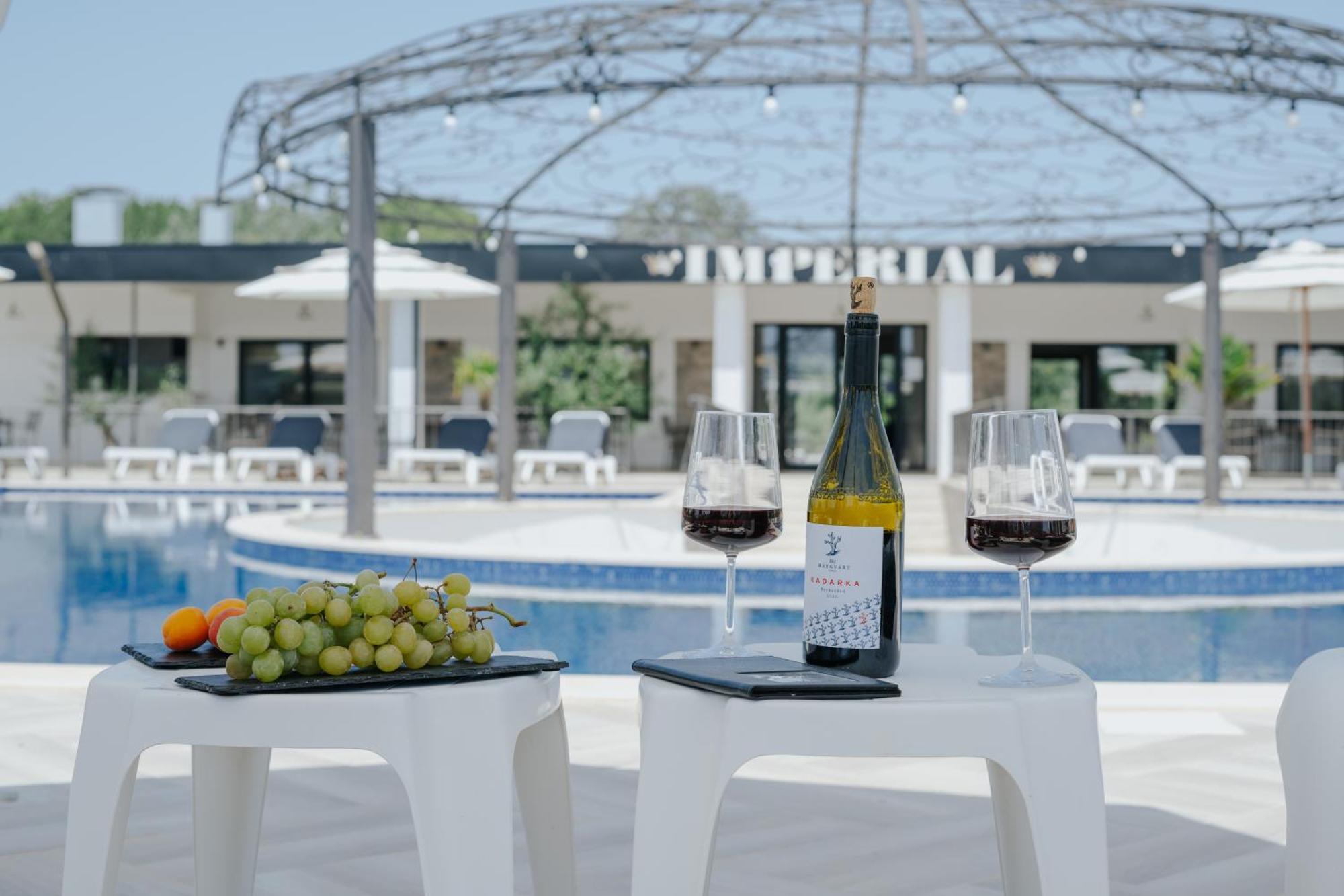 Imperial Family Resort Ούλτσιν Εξωτερικό φωτογραφία